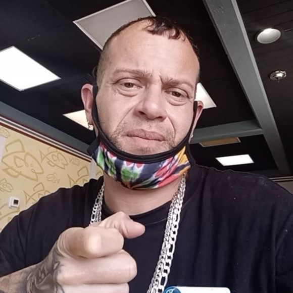 Meet your Posher, Daniel - Picture 1 of 1